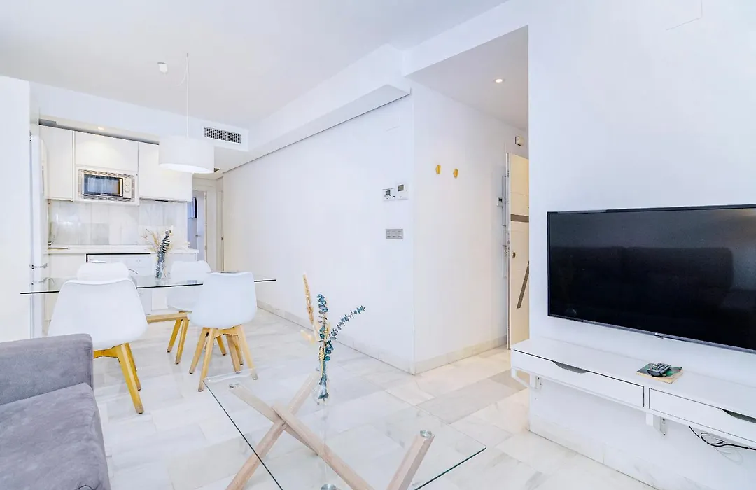 Apartamentos Domus Con Parking Gratuito-1
