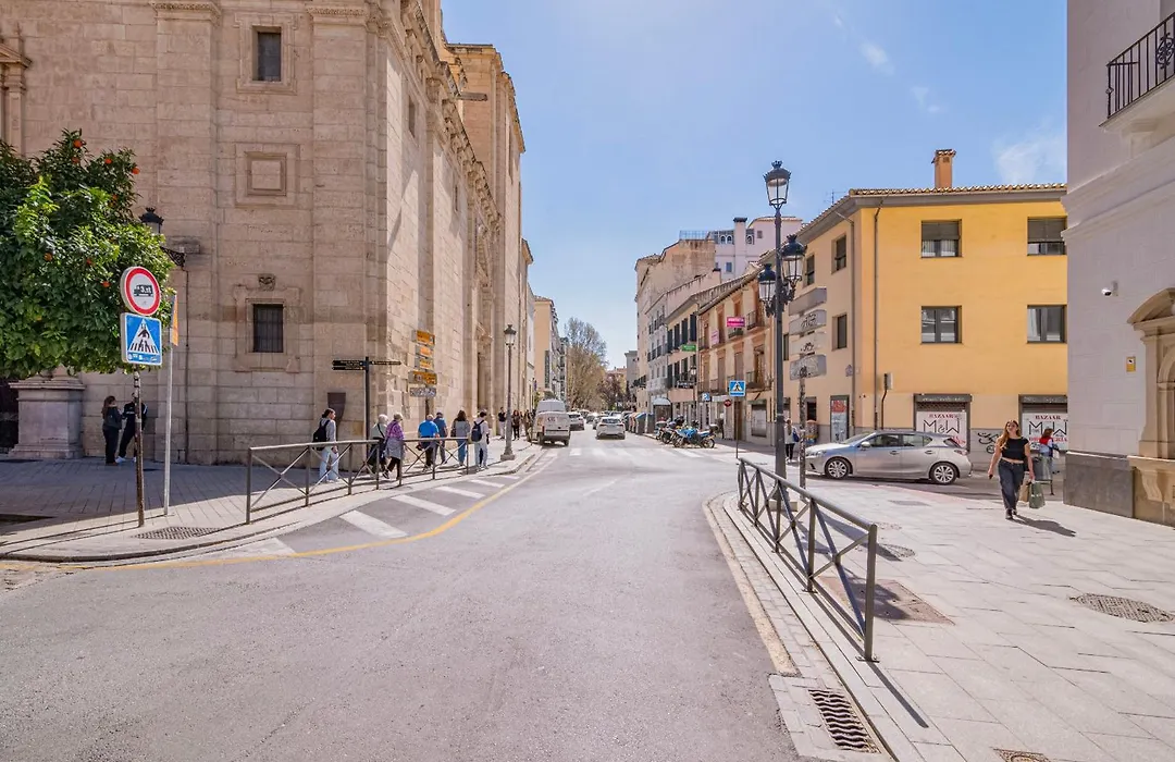 Apartamentos Domus Con Parking Gratuito-1